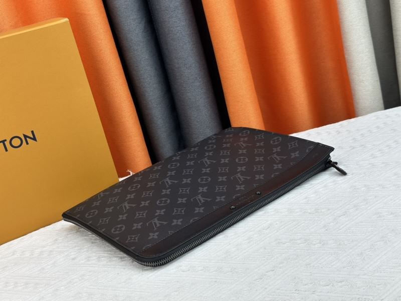 Louis Vuitton Clutch Bags